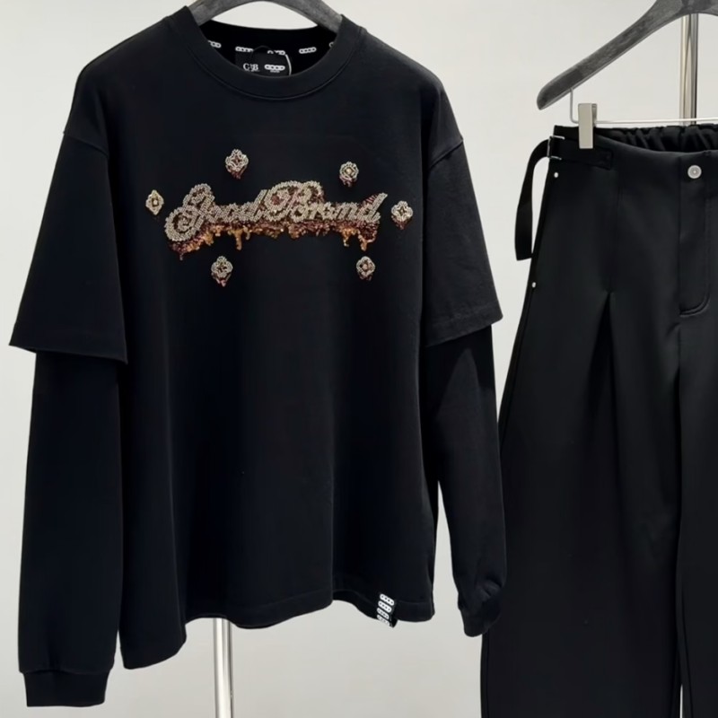 Embroidery Cream - เสื้อยืด GOODBRAND ดีไซน์สองชิ้นหลอก ลายดอกไม้ไอศกรีมละลาย ปักลูกปัด คอกลม