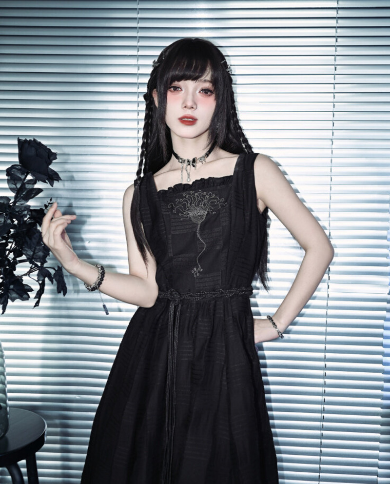 Embroidery Skirt - ชุดเดรสปักลายคริโนอยด์สีดำสองชั้นสำหรับผู้หญิง ฤดูร้อน สไตล์ลำลอง แขนกุด กระโปรงยาว สำหรับงานคาร์นิวัล