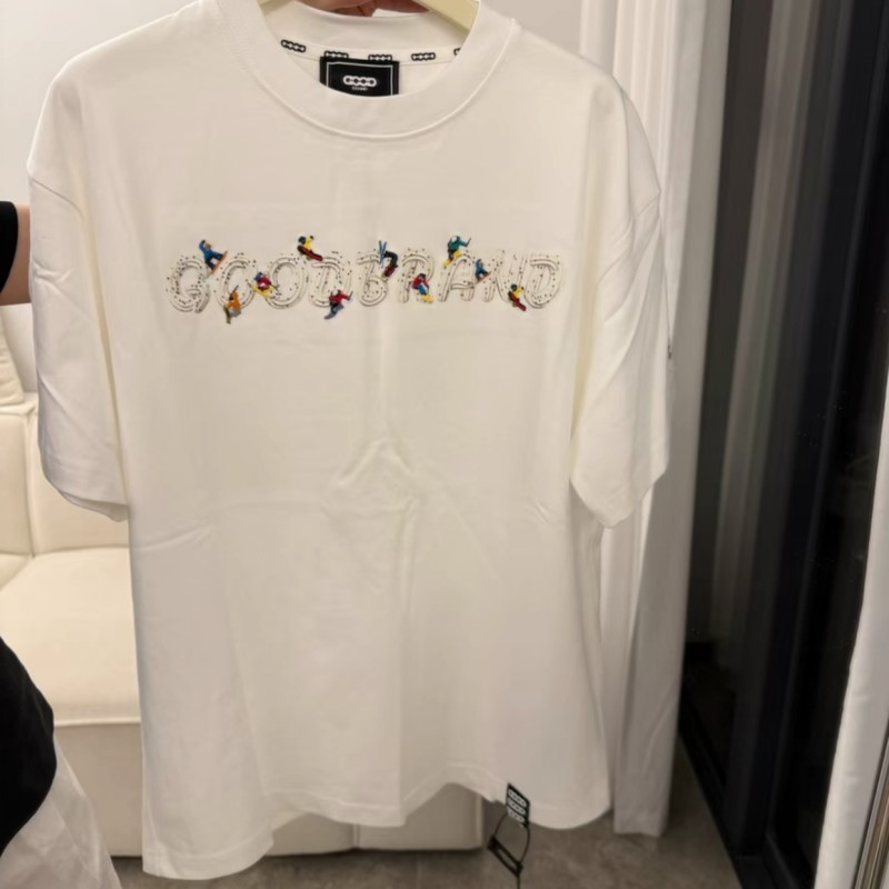 Embroidery Cream - ไอศกรีมแสนสนุก 3D ปักลายสกีสีขาวคอกลมแขนสั้นผู้ชายผู้หญิง GOODBRAND เสื้อยืดฤดูร้อนระบายอากาศได้ดีเสื้อสตรีทแวร์