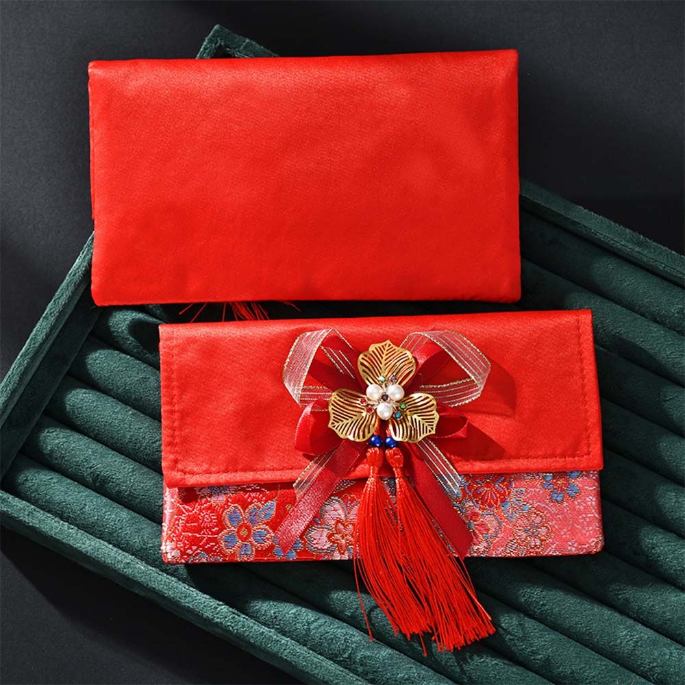 Embroidery Cloth - คำอวยพรปีใหม่ ผ้าไหมพรมลายมงคล ซองแดง ผ้าไหมพรมประดับพู่ สำหรับเทศกาลฤดูใบไม้ผลิ 2025