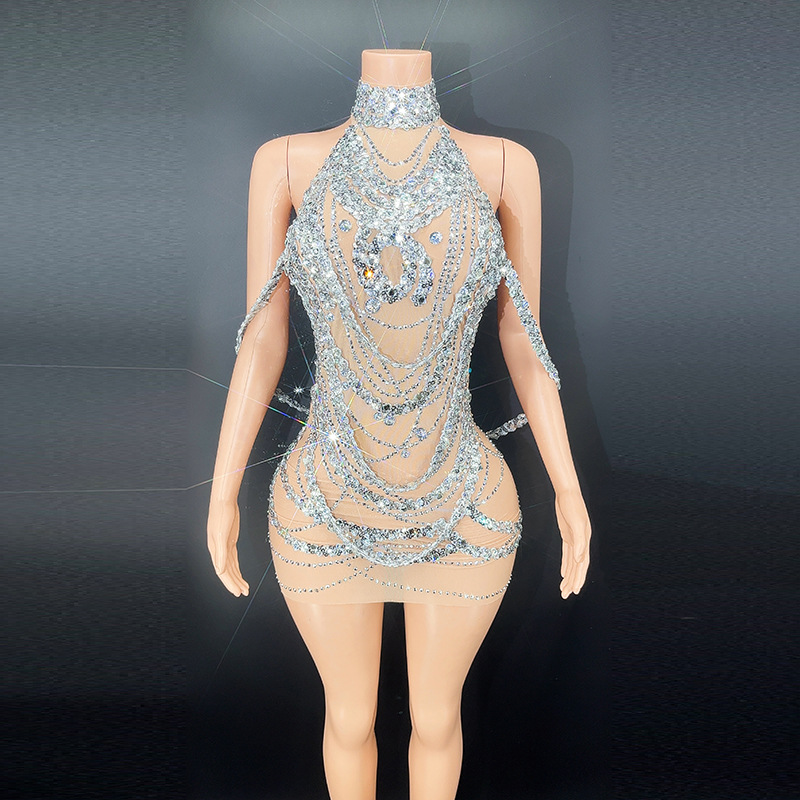 ชุดเดรสงานพรอมสีเงินสุดเซ็กซี่ - Embroidery Skirt บทวิจารณ์และราคา