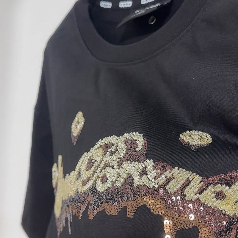 เสื้อยืด GOODBRAND ดีไซน์สองชิ - Embroidery Cream บทวิจารณ์และราคา