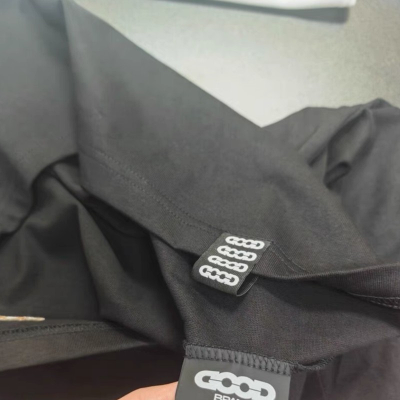 เสื้อยืด GOODBRAND ดีไซน์สองชิ - Embroidery Cream บทวิจารณ์และราคา