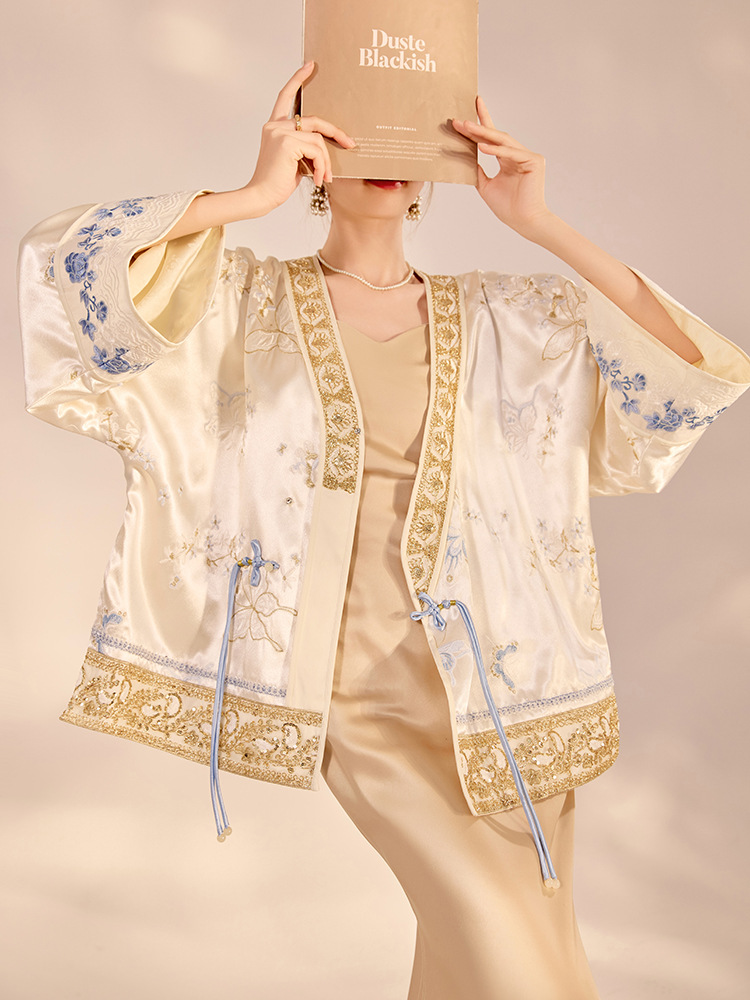 เสื้อแจ็คเก็ตผู้หญิงทรงหลวมหรู - Embroidery Jacket บทวิจารณ์และราคา