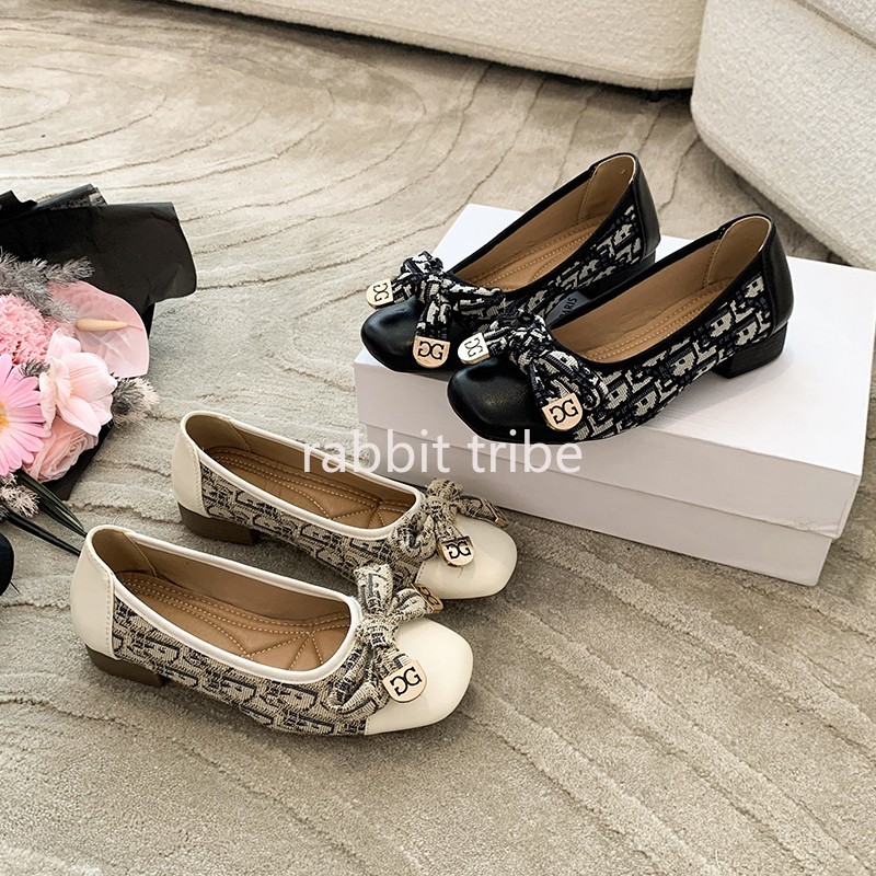 รองเท้าส้นเตี้ยแบบสวมสบายสไตล์ - Embroidery Skirt บทวิจารณ์และราคา