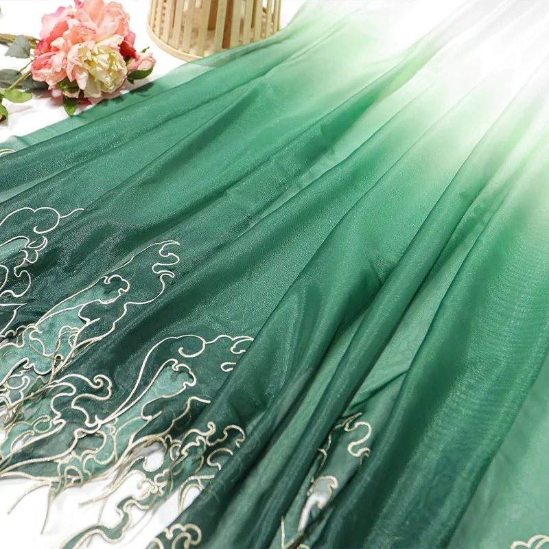 ผ้าปักลายดอกบัวแบบจีนไล่เฉดสี  - Embroidery Skirt บทวิจารณ์และราคา