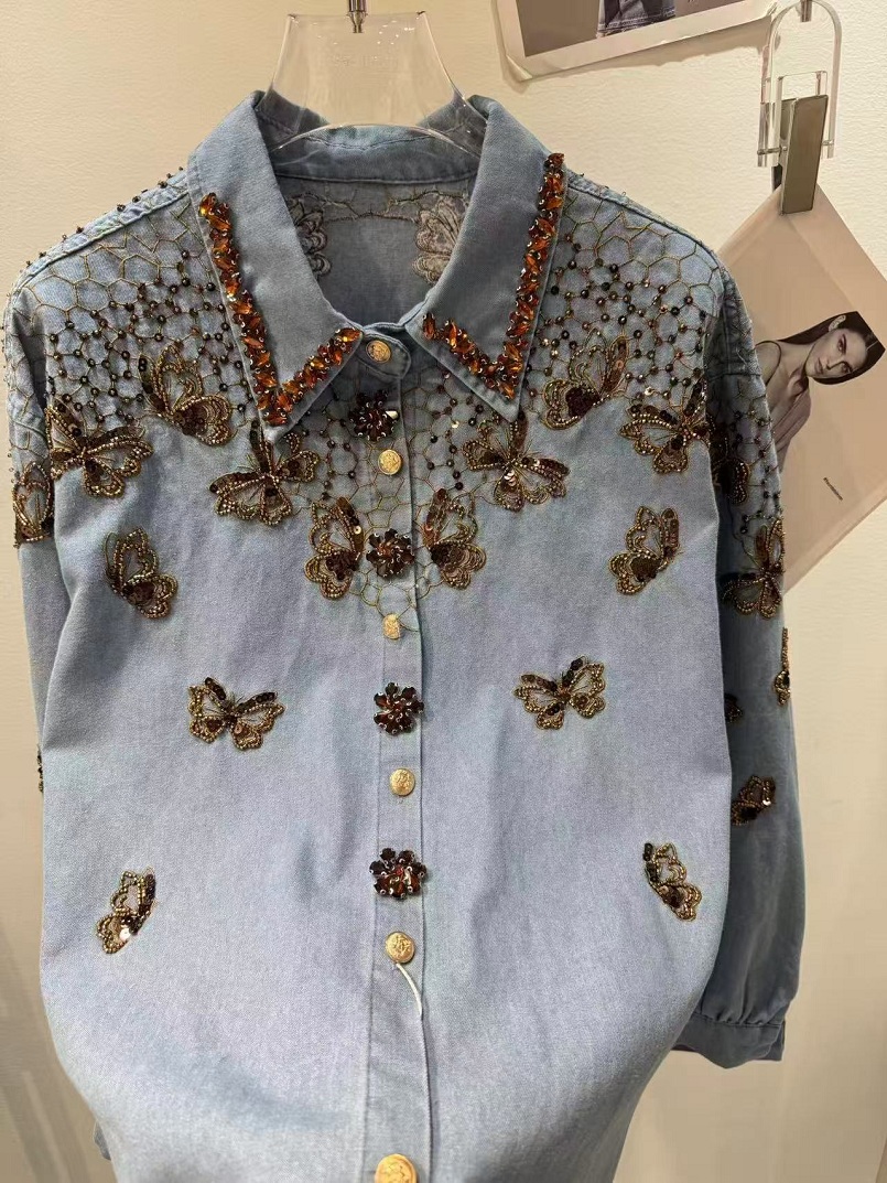 แจ็คเก็ตยีนส์สไตล์หรูสำหรับผู้ - Embroidery Jacket Jeans บทวิจารณ์และราคา